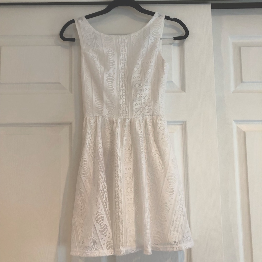 Mia Chica white lace dress!